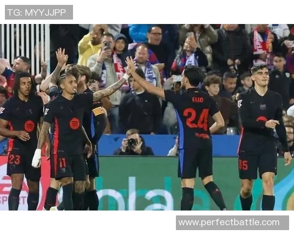 西甲激战巴萨大胜拜仁乌龙球成比赛转折点引发热议