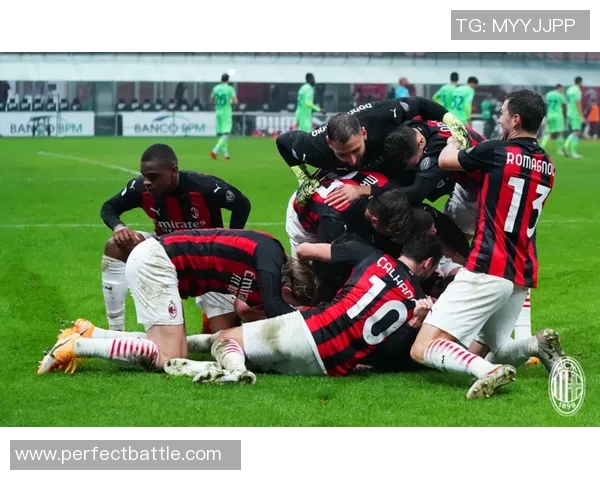 欧联杯惊天冷门AC米兰逆转尤文图斯引全场欢呼