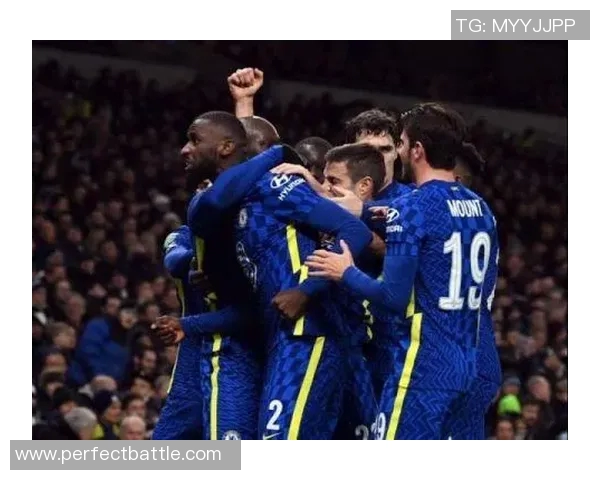 中超激战切尔西大胜热刺五球逆转精彩瞬间引发全场狂欢 中超激战切尔西大胜热刺五球逆转精彩瞬间引发全场狂欢