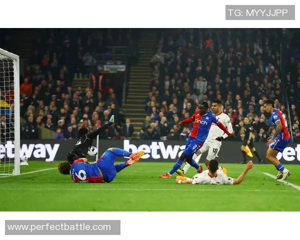 足总杯精彩对决曼城逆转马竞乌龙球引发争议与热议 足总杯精彩对决曼城逆转马竞乌龙球引发争议与热议